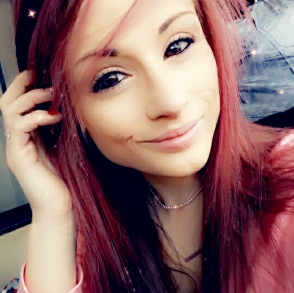 Meet your Posher, Jessica - Picture 12 of 16